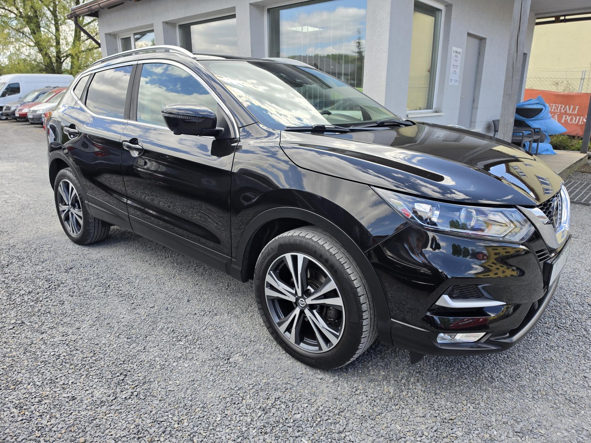 Nissan Qashqai 1.2 T Panorama