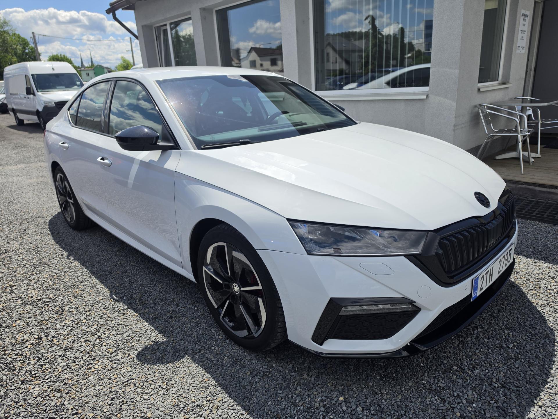 Škoda Octavia 2.0 TDI RS DSG 5100km