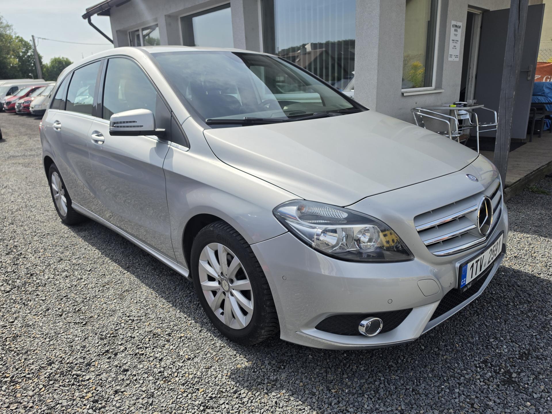 Mercedes-Benz Třídy B 180CDi Navi Parkovací senzory