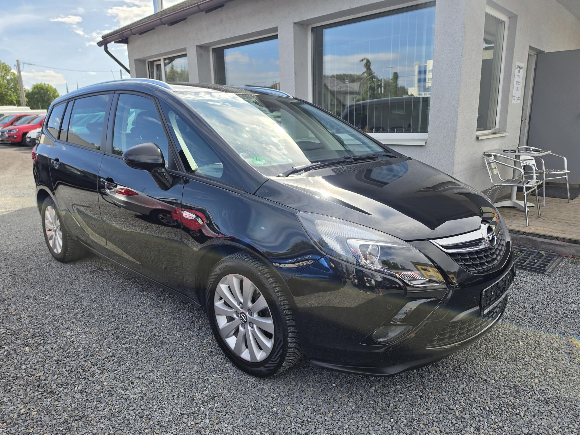Opel Zafira 1.4 i 103kw 7 Míst