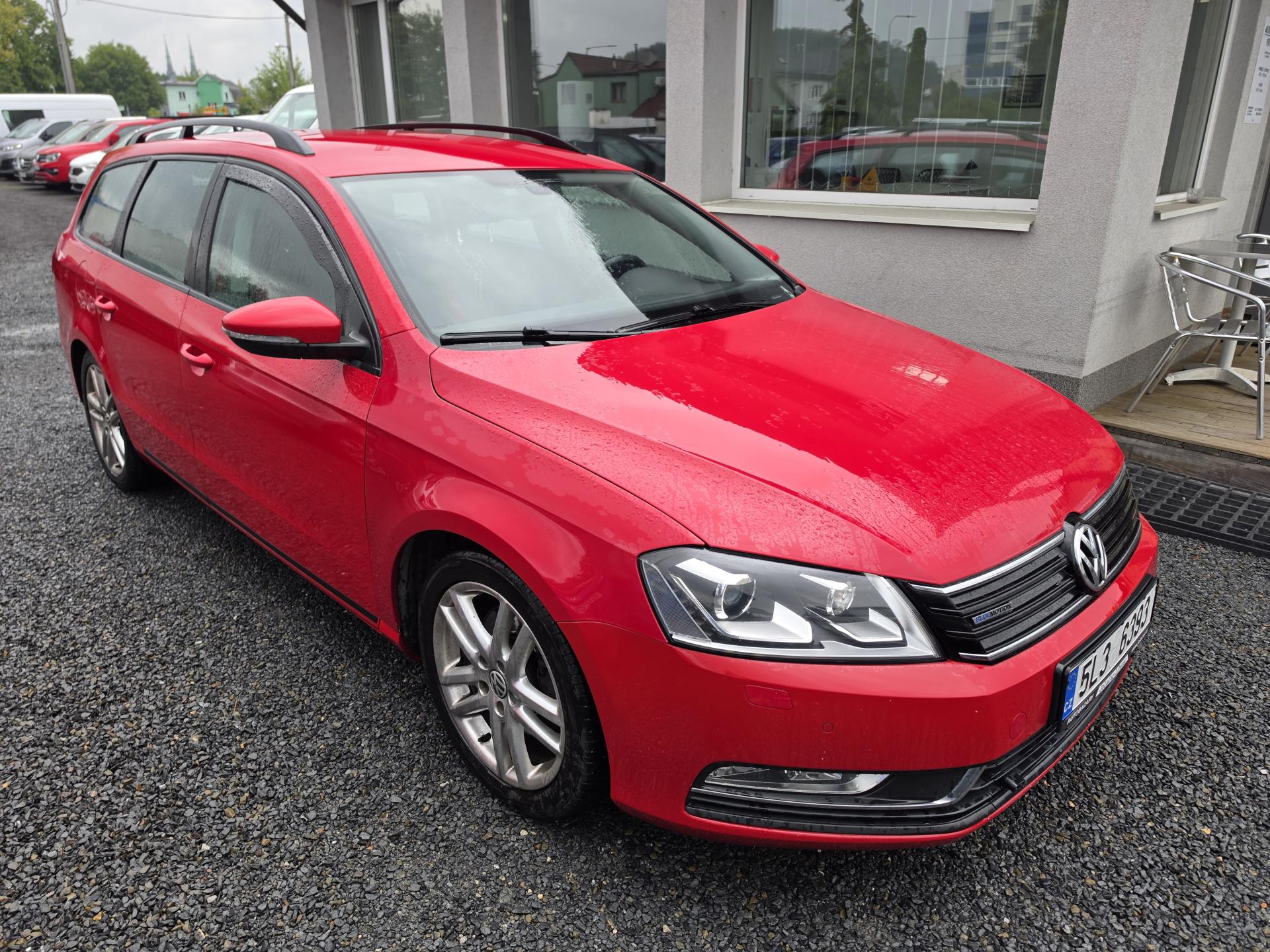 Volkswagen Passat 1.6 TDI Led Tz Navigace