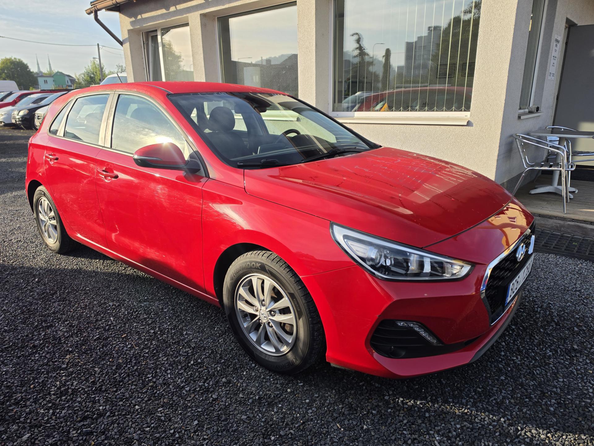 Hyundai i30 1.4 i atmosfera