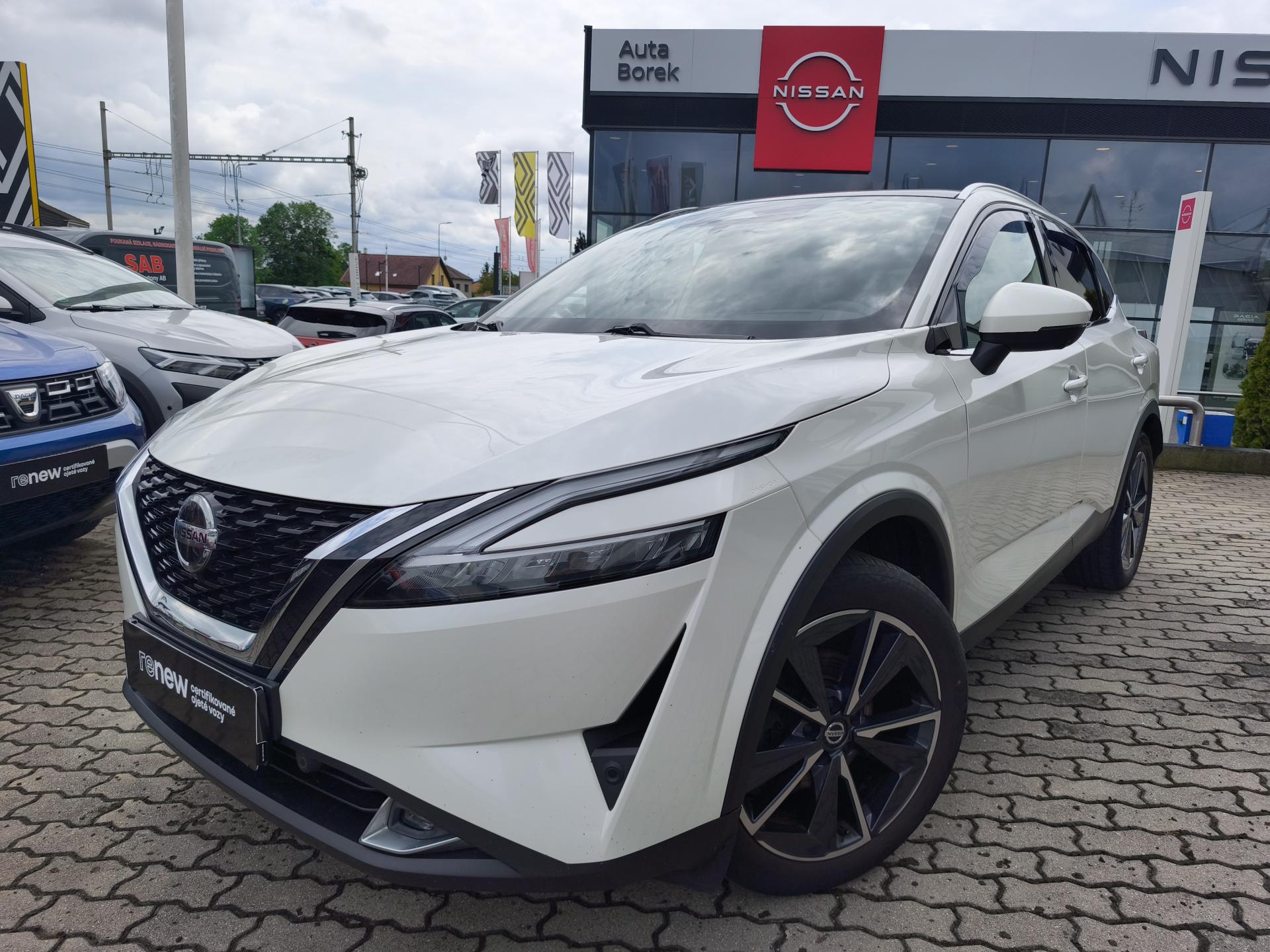 Nissan Qashqai 2021 ČR 1.3 DIG-T 116kW TEKNA+