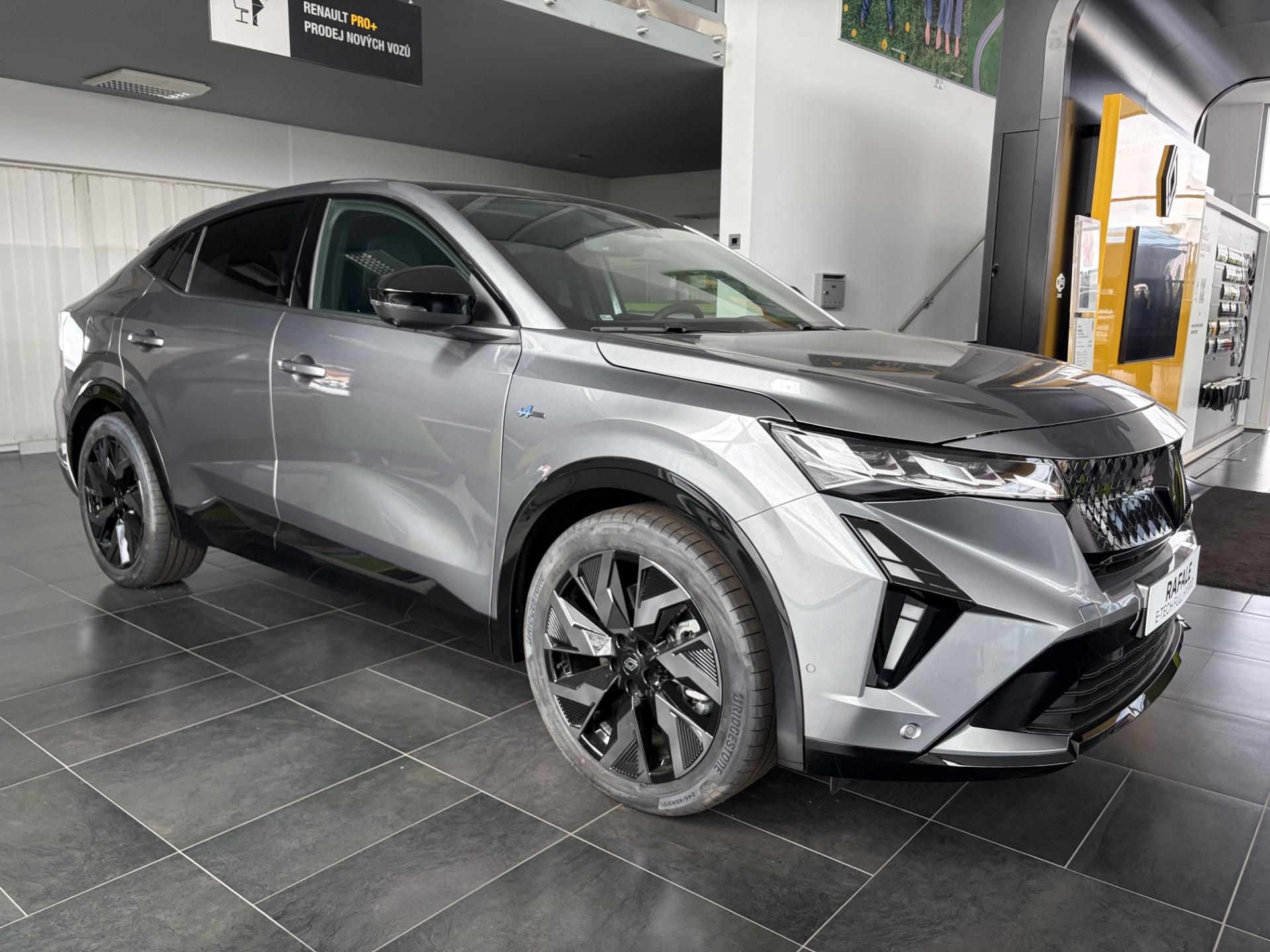 Renault Rafale esprit Alpine hyper hybrid 300