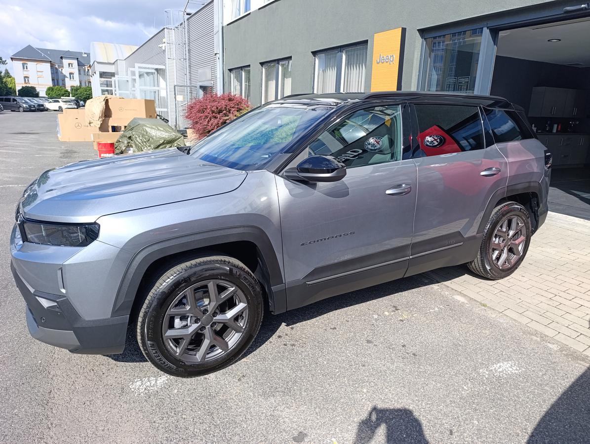 Jeep Compass First Edition e-Hybrid 145k