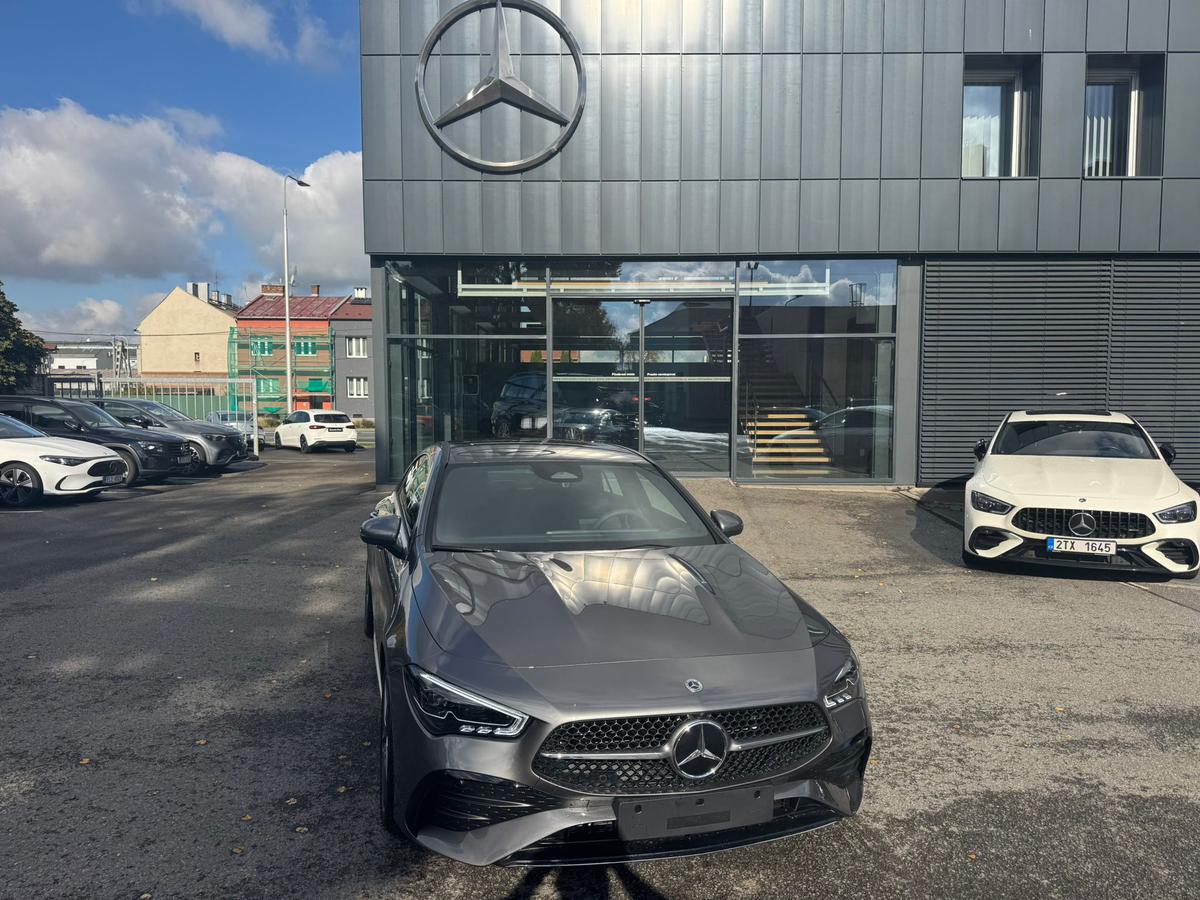 Mercedes-Benz CLA 200 AMG Style Edition AKCE