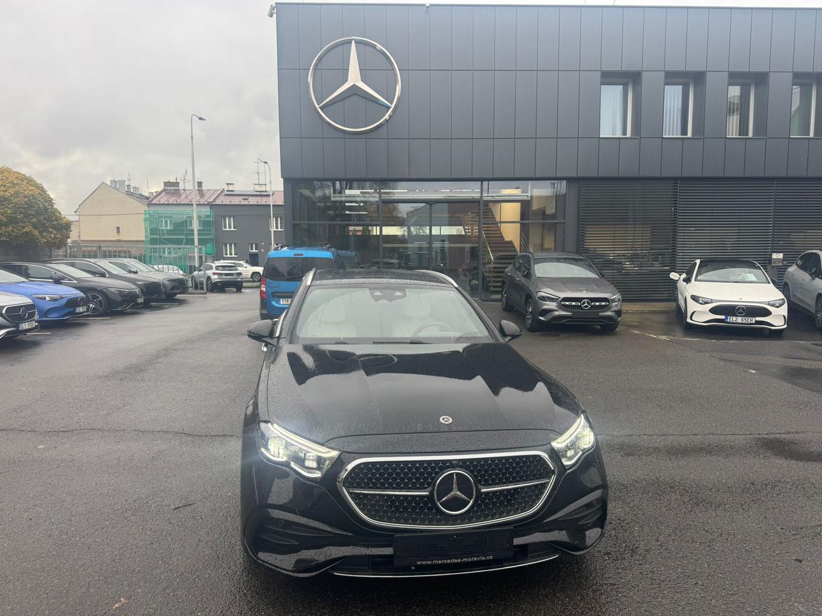 Mercedes-Benz Třídy E E 220 d 4MATIC kombi