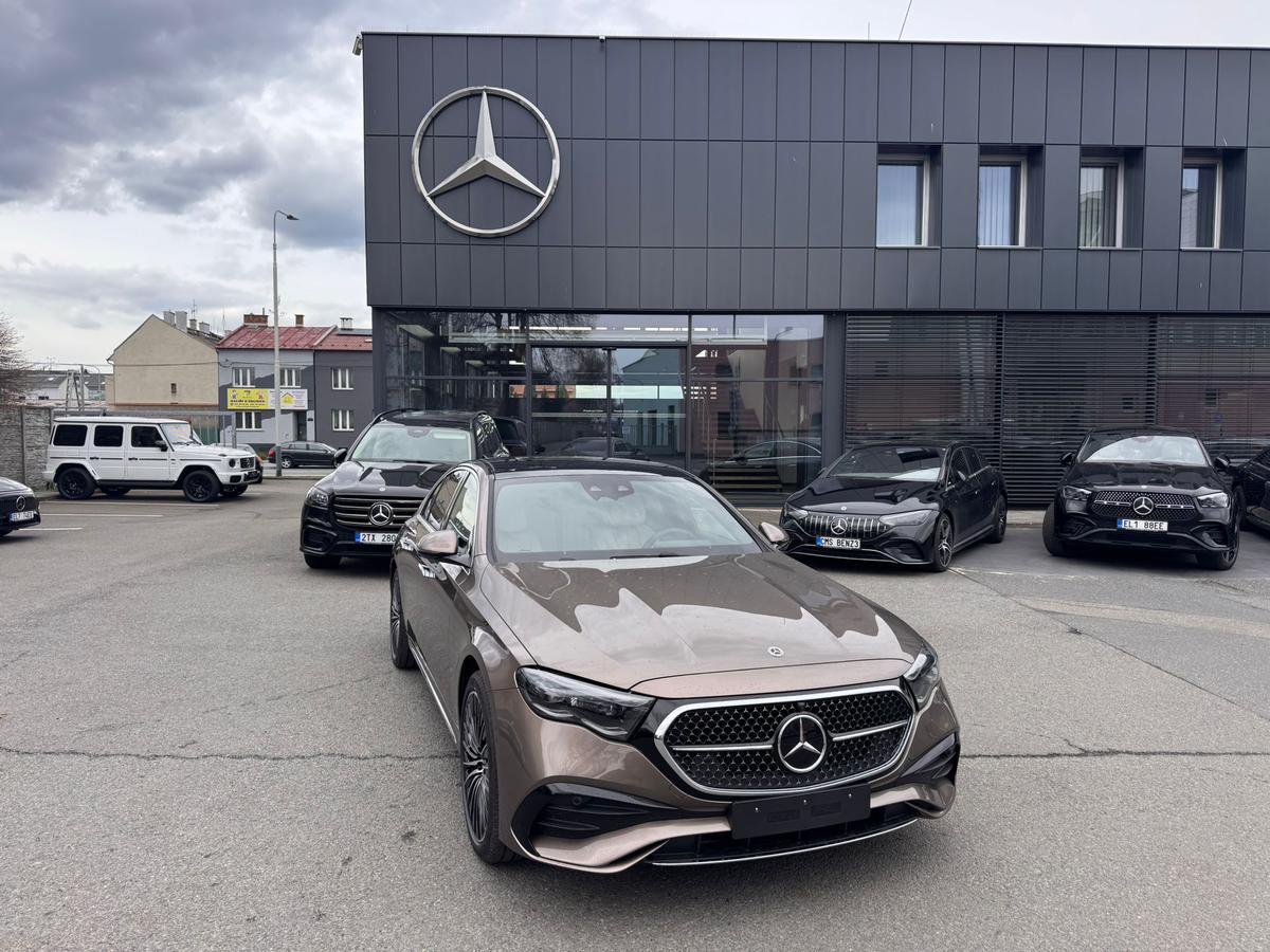 Mercedes-Benz Třídy E E 300 de 4MATIC