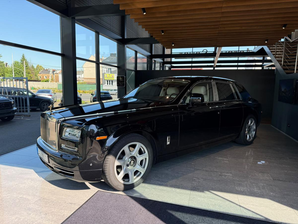Rolls-Royce Phantom