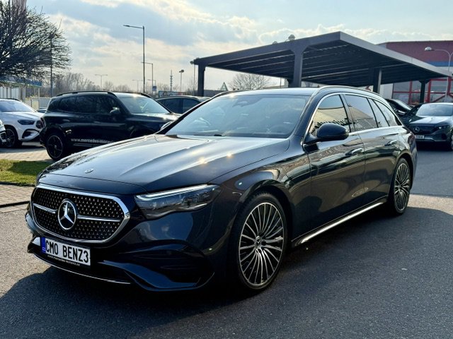 Mercedes-Benz Třídy E 300 de 4MATIC kombi s EQ