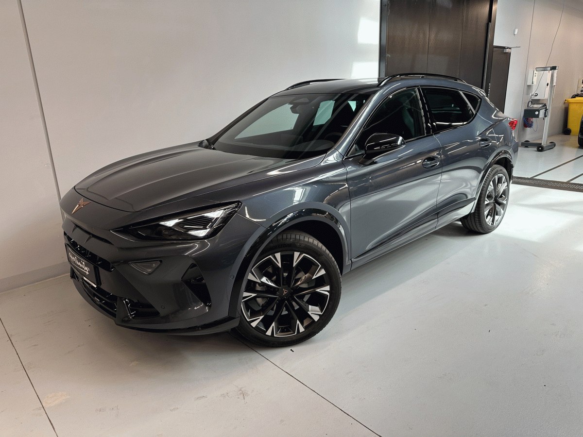 Cupra Formentor 1.5 eTSI 150k DSG *TAŽNÉ*