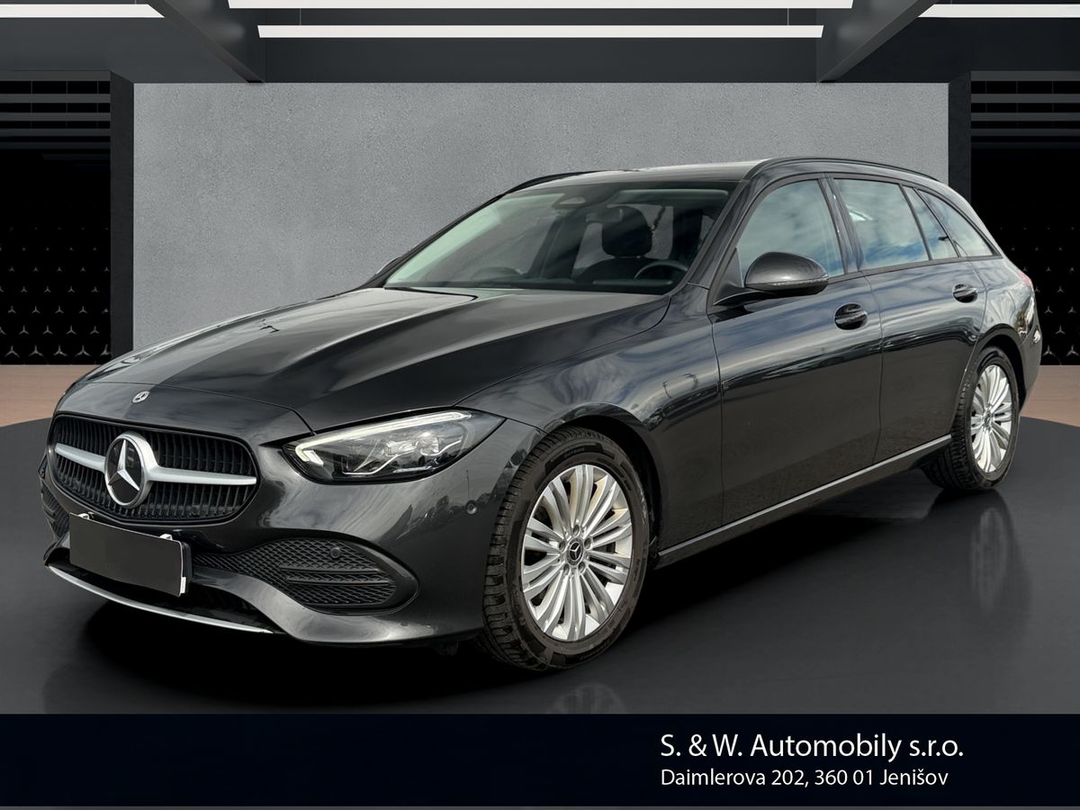 Mercedes-Benz Třídy C 220d Advantage, LED
