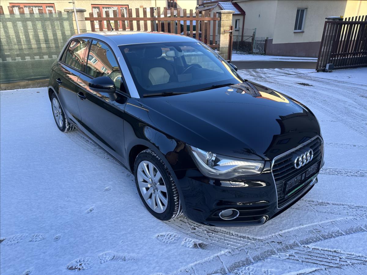 Audi A1 1,4 SPORTBACK Top stav