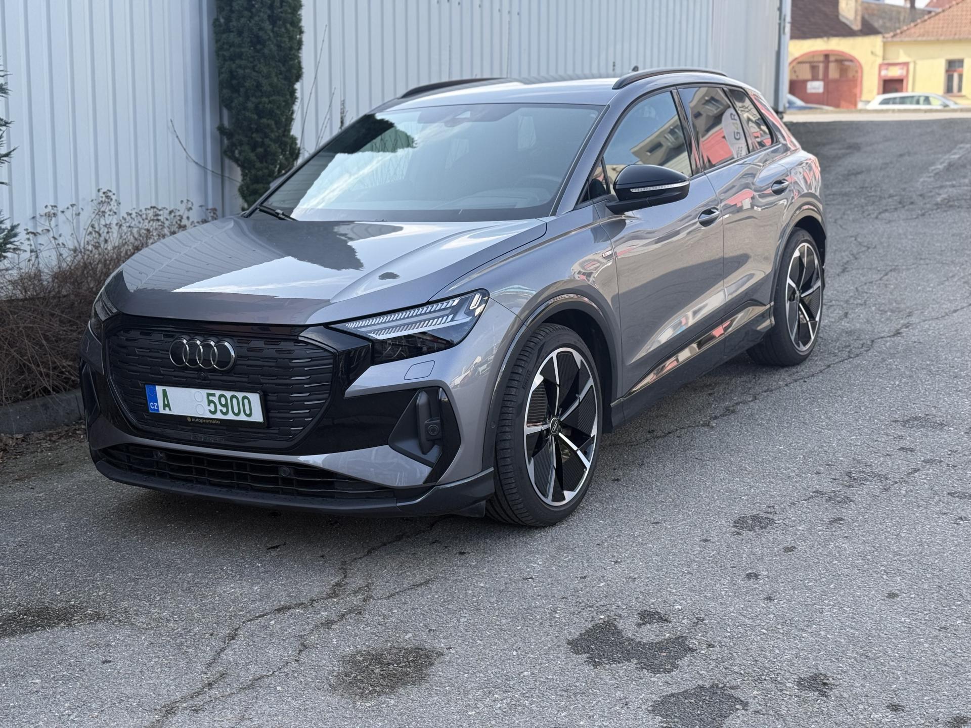 Audi Q4 e-tron 50 quattro S-LINE 21" SONOS