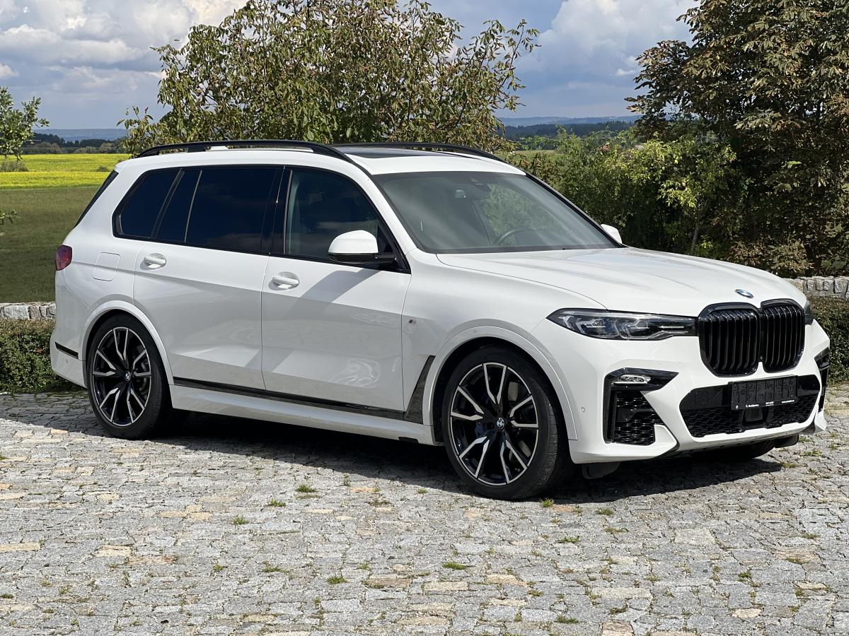 BMW X7 40d xDrive Msport HUD PANO