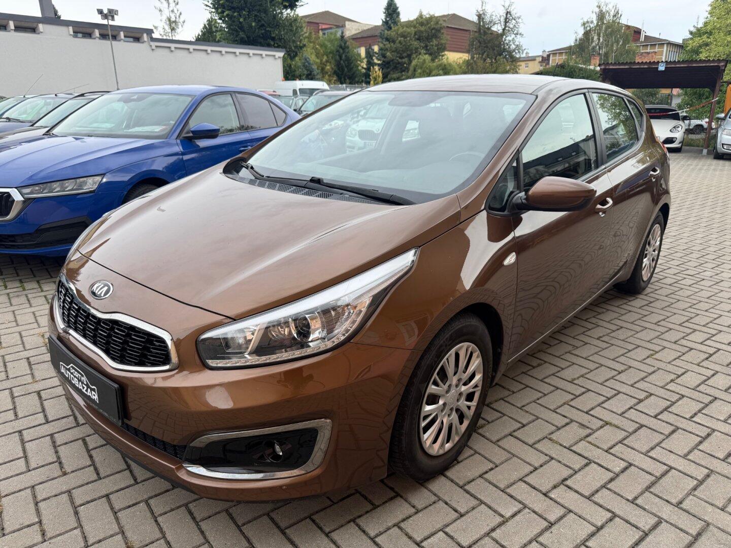 Kia Ceed 1.4 i-Původ ČR ! Nízký nájezd