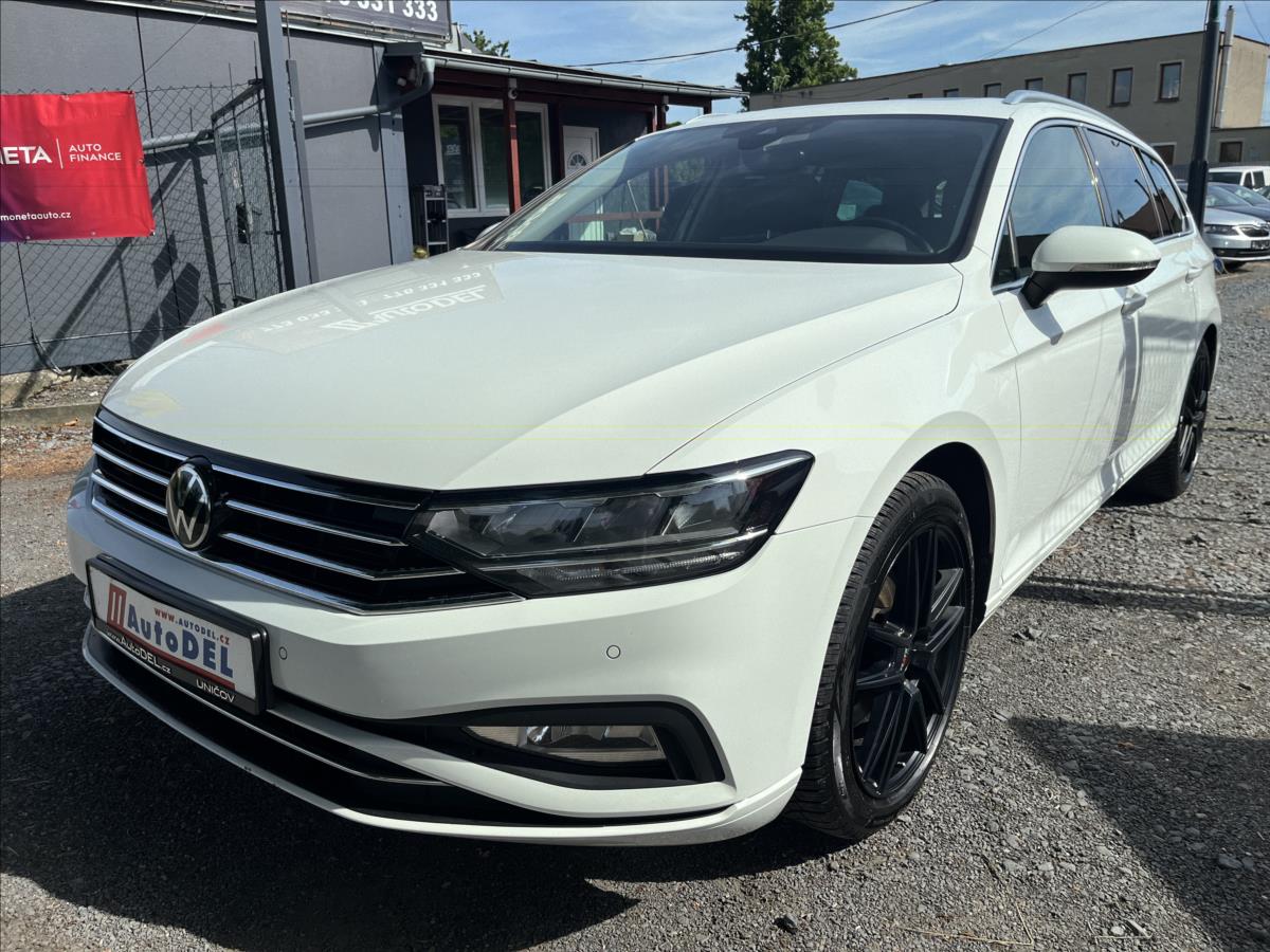 Volkswagen Passat 2,0 TDi DSG DPH Webasto,Kamer