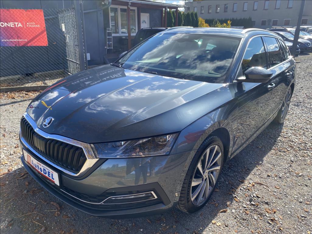 Škoda Octavia 1,5 e-TEC DSG DPH KESSY,LED
