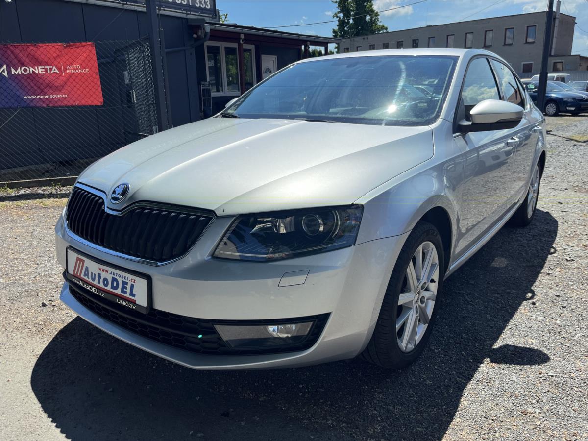 Škoda Octavia 1,4 TSi 103 kw Elegance Xenon