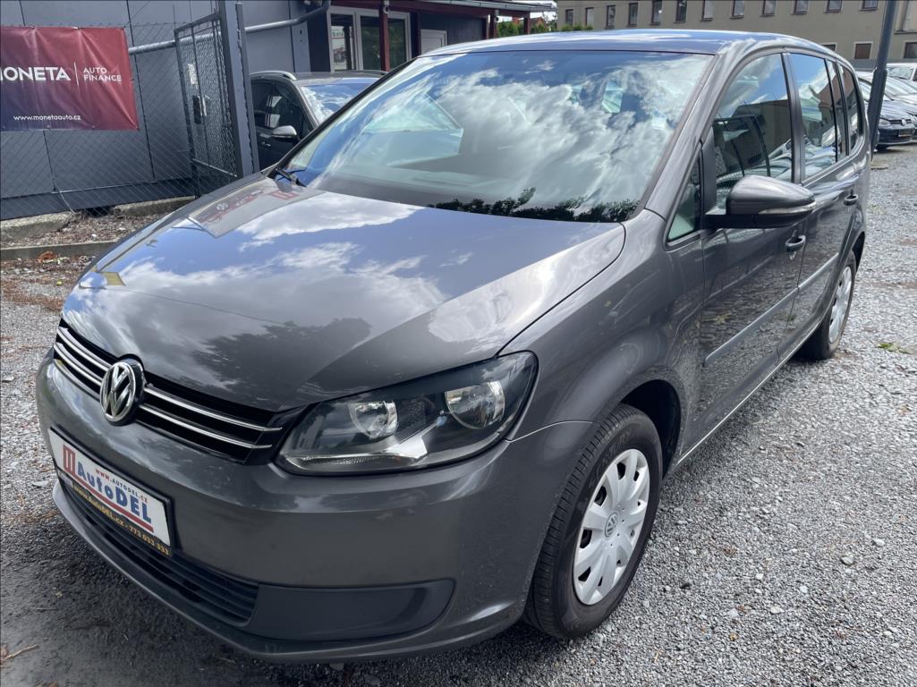 Volkswagen Touran 1,6 TDi Navigace,Climatronic