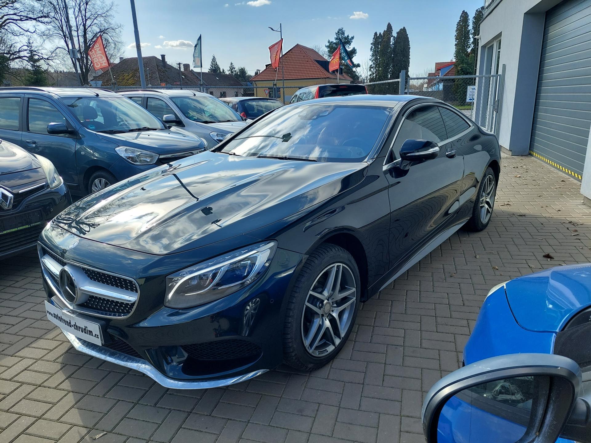 Mercedes-Benz Třídy S 500 4 MATIC AMG 8 válců