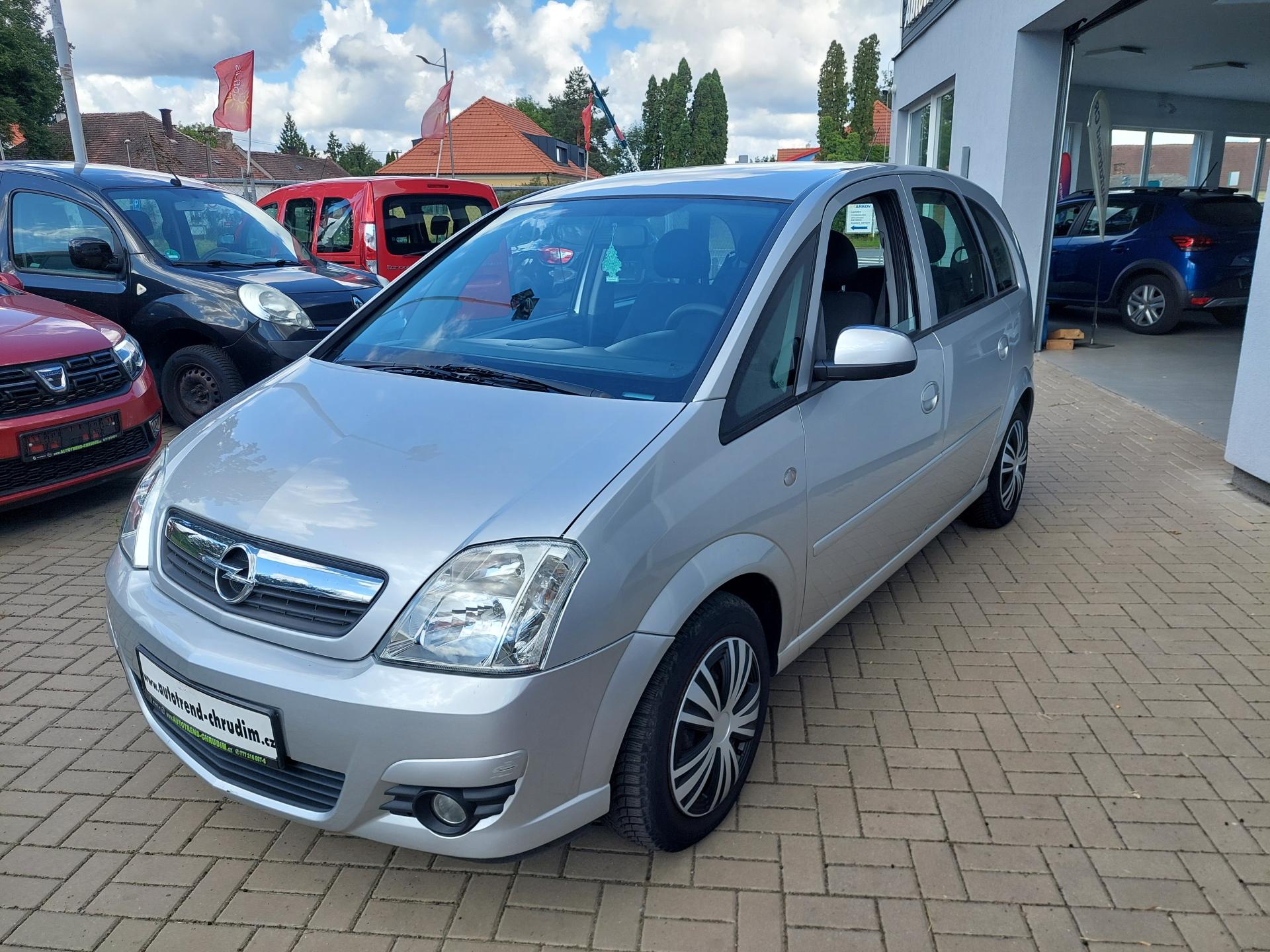 Opel Meriva 1.6i-16v automat