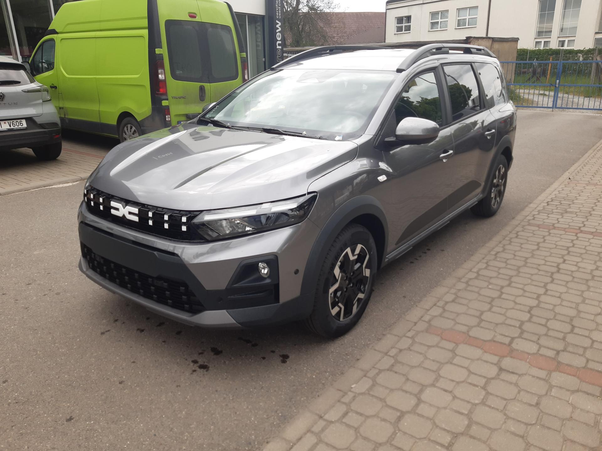 Dacia Jogger Journey hybrid 155 7 míst