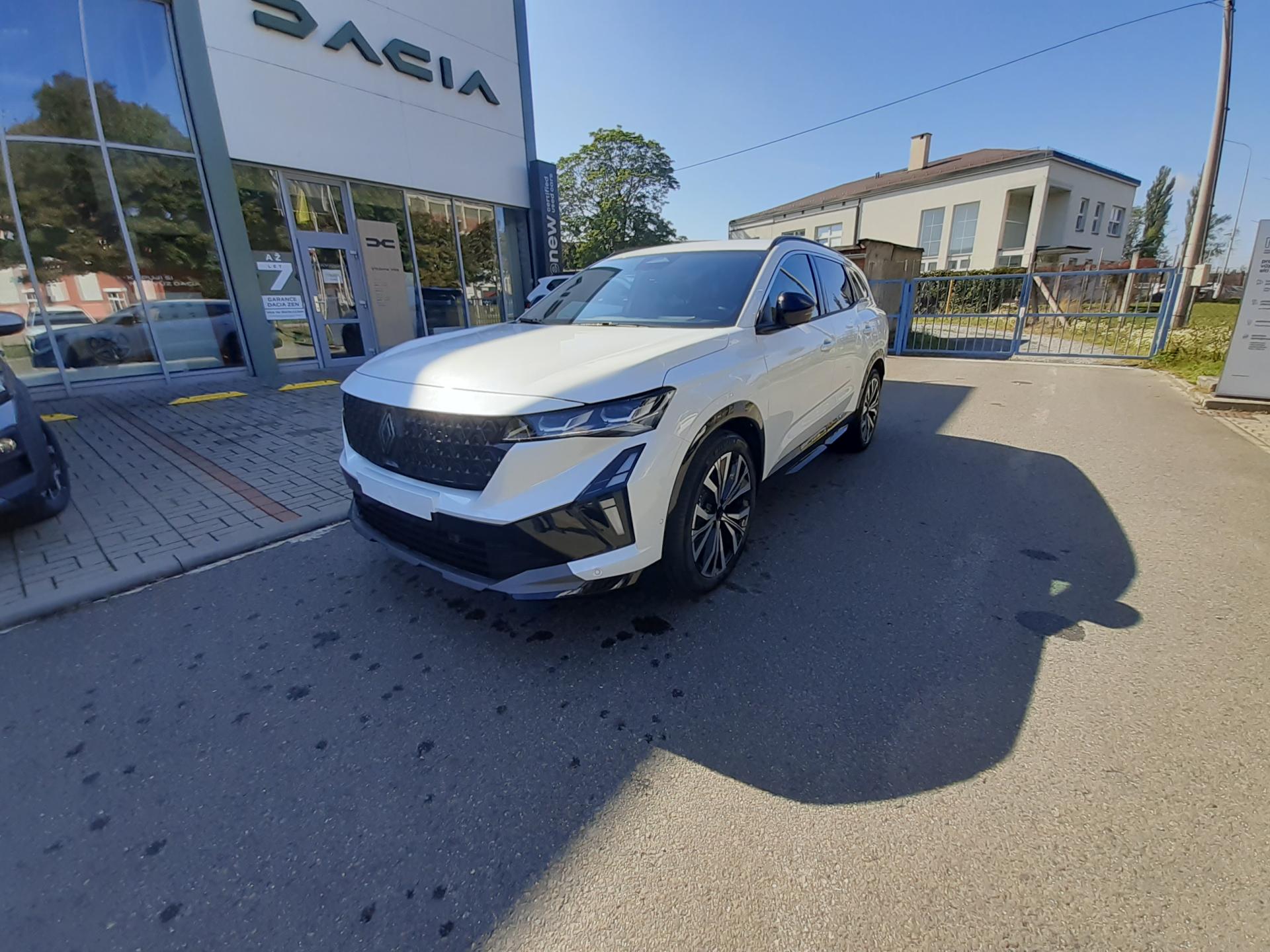 Renault Espace Iconic full hybrid E-Tech 200k