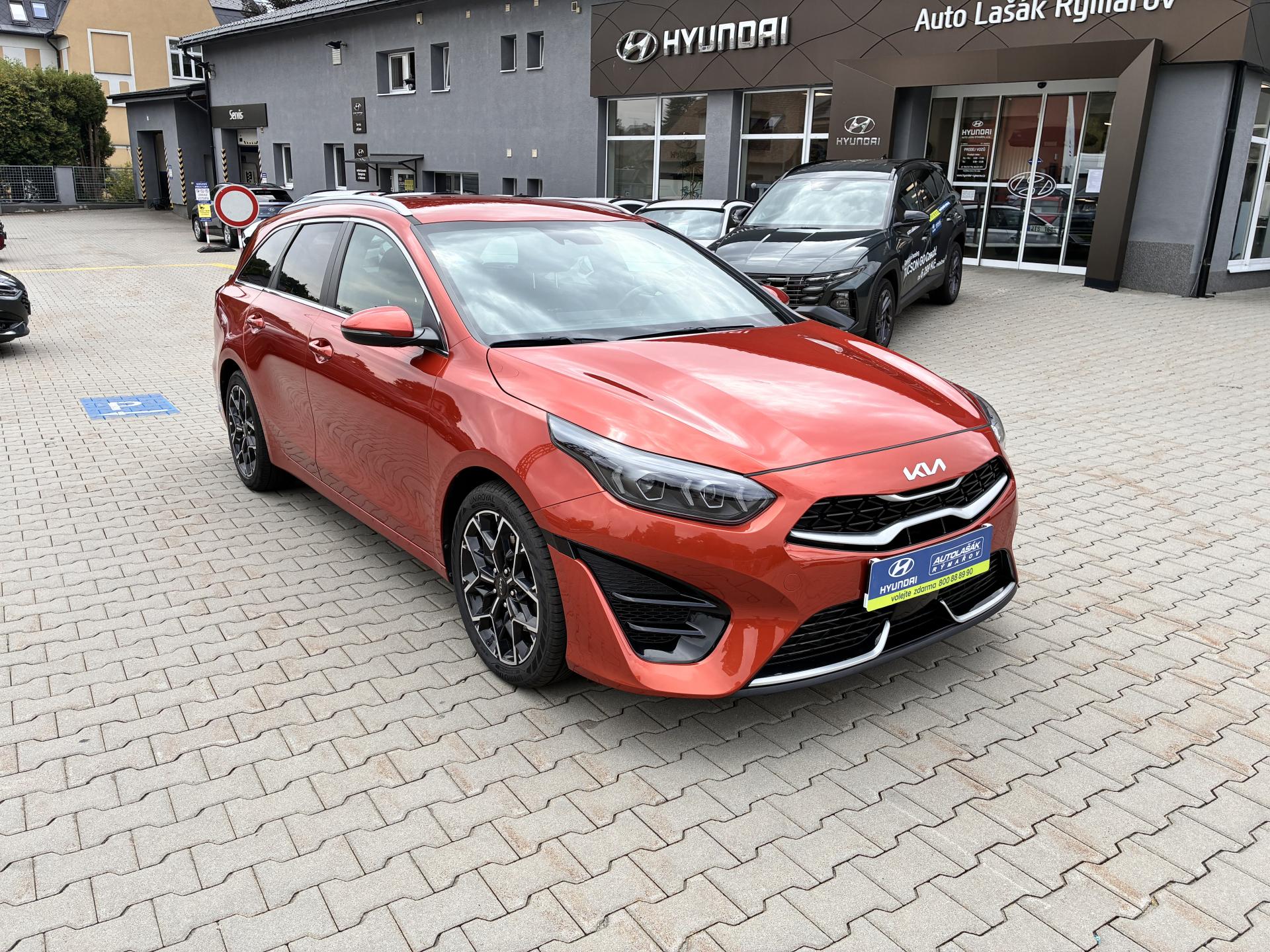 Kia Ceed 1.5T-GDi 118kW GT LINE AUTOMAT