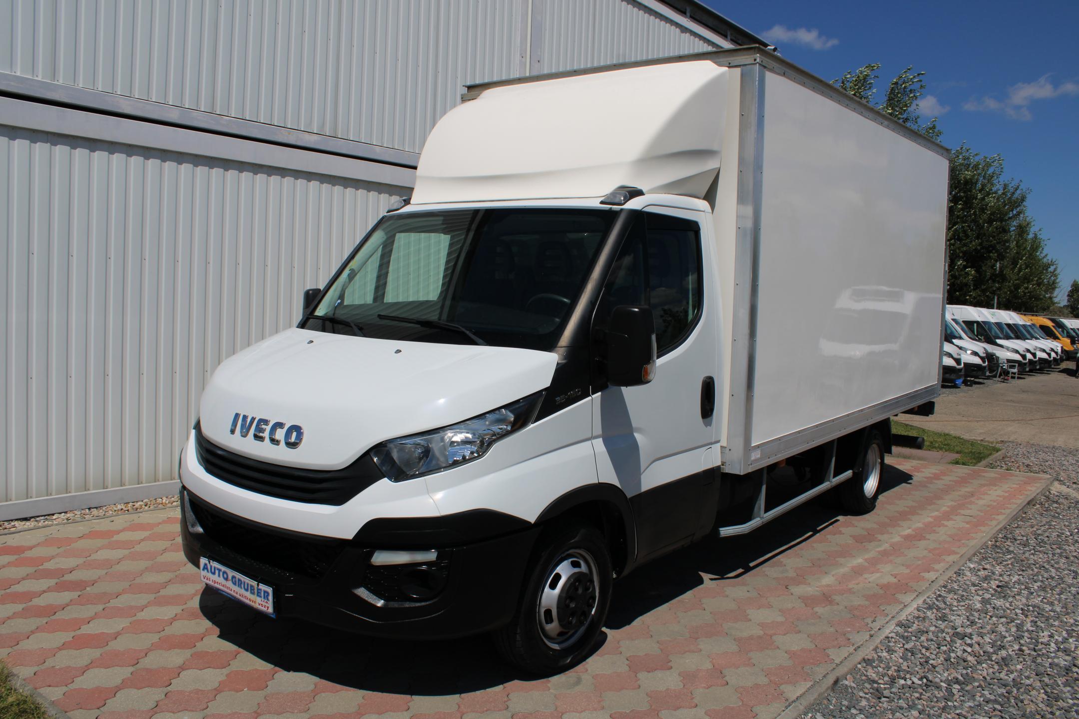 Iveco Daily 35C160 2,3 Skříň+čelo+klima