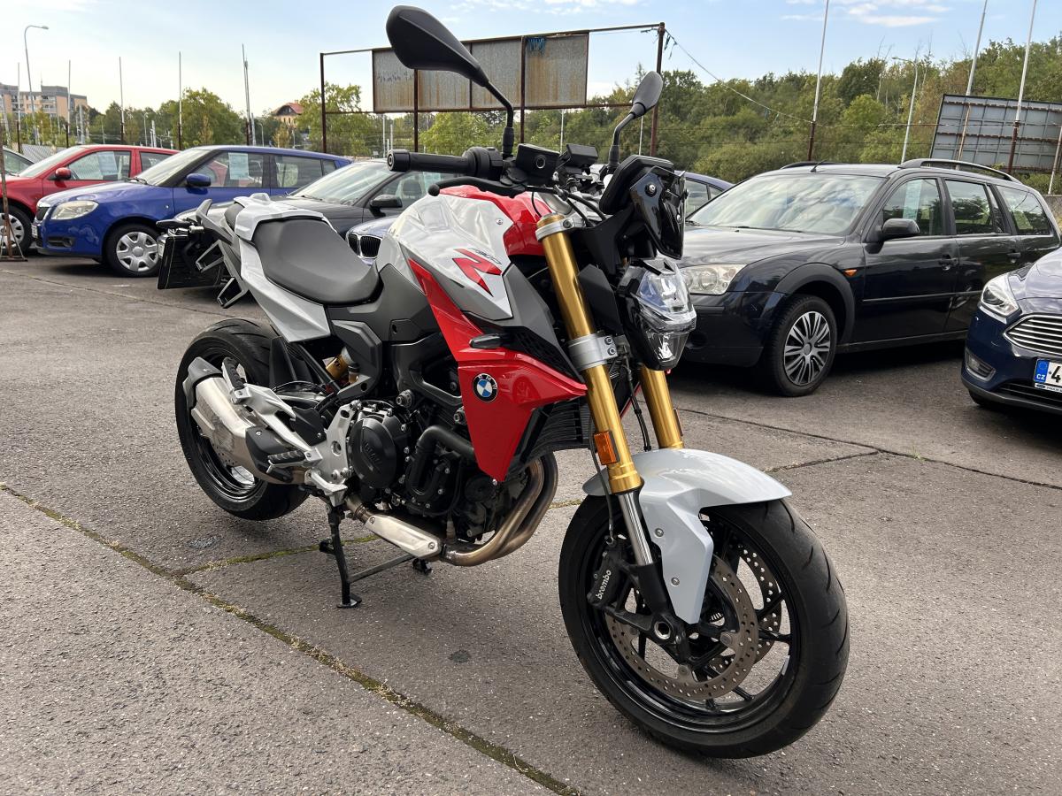 BMW F 900 R A2