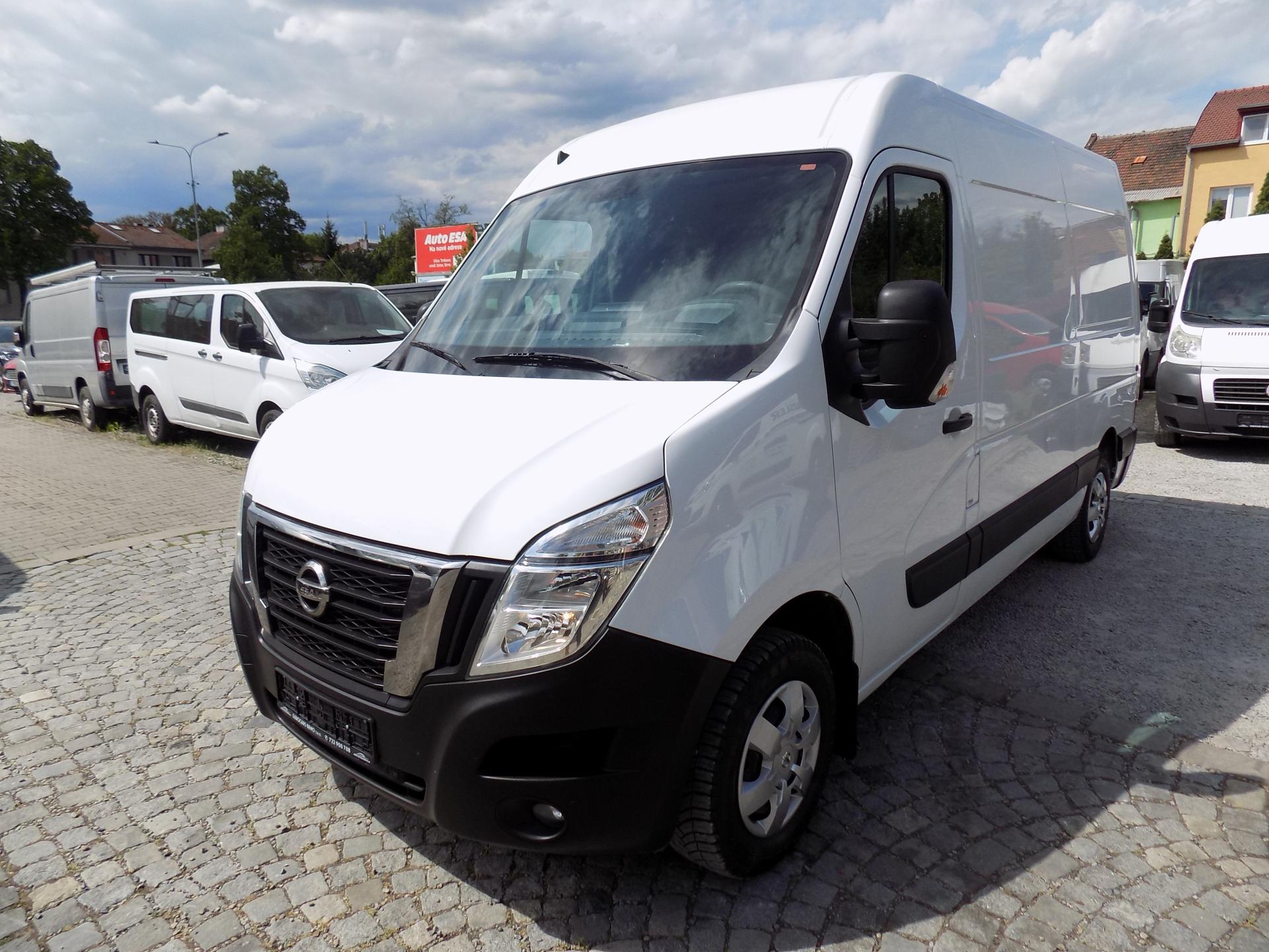 Nissan Interstar 2,3 DCI 100 KW L2H2 AC, TEMP