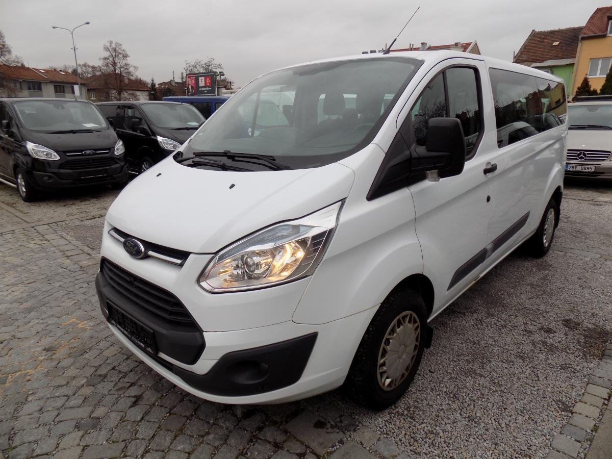 Ford Transit Custom 2,2 TDCI 92 KW L2H1 9 MÍST