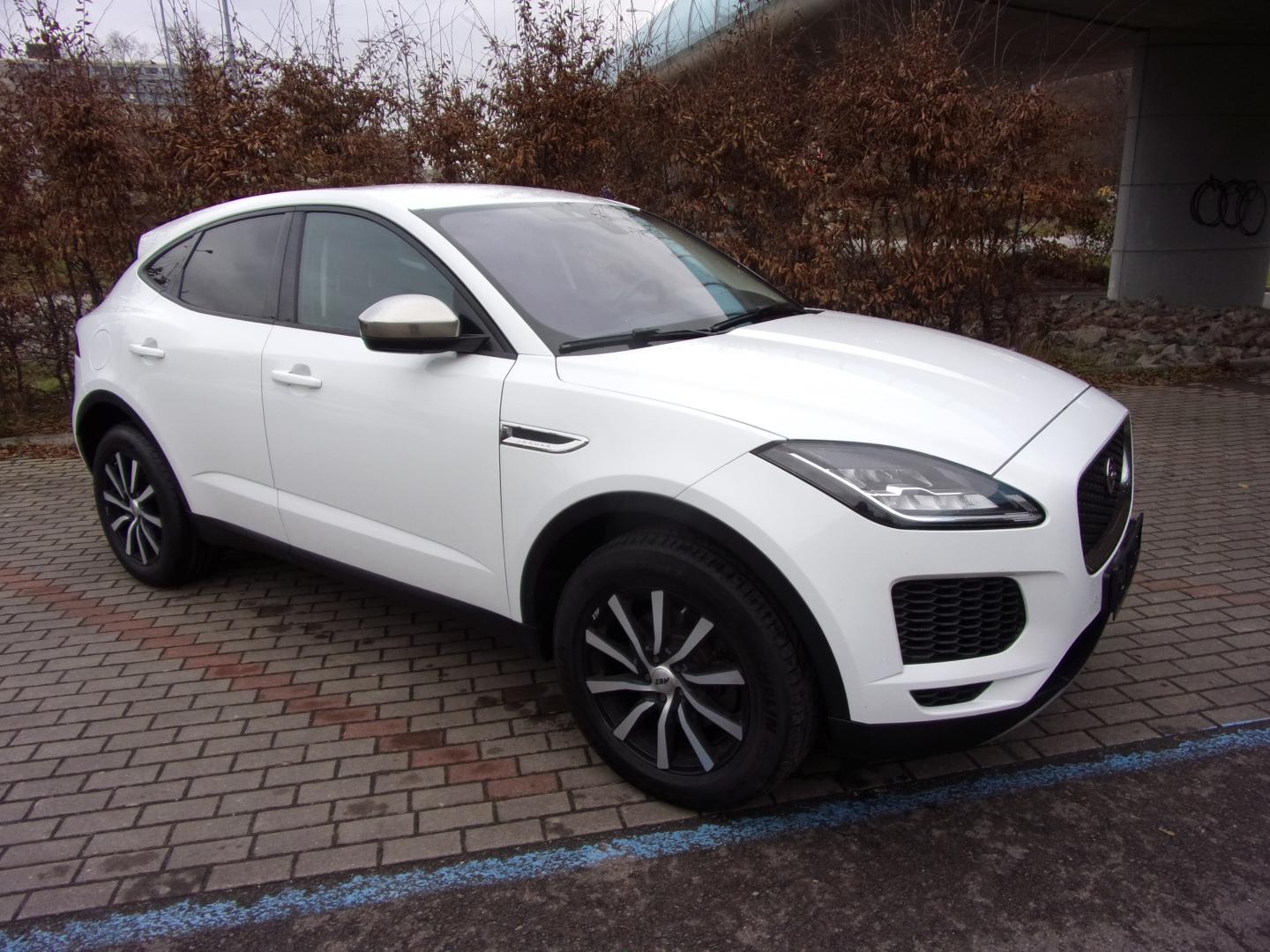 Jaguar E-Pace 2,0D Bussines edit.