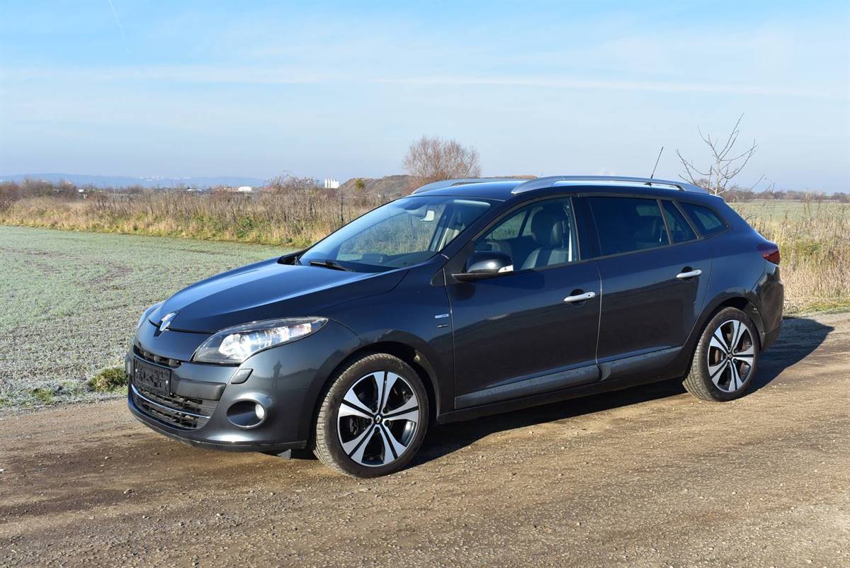 Renault Mégane 1,9 DCi BOSE,96KW,TZ,1M,AKCE