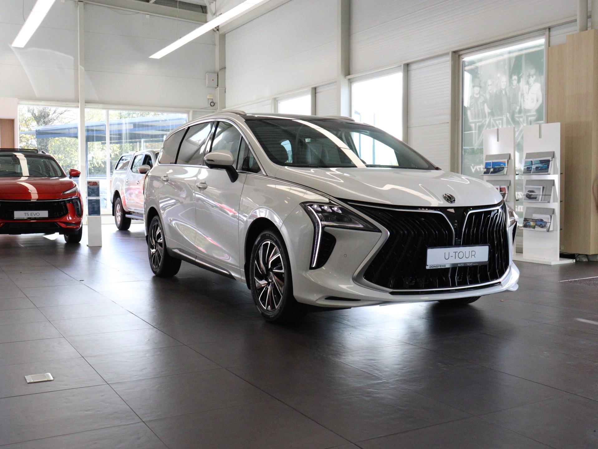 Dongfeng U-Tour Exclusive HEV