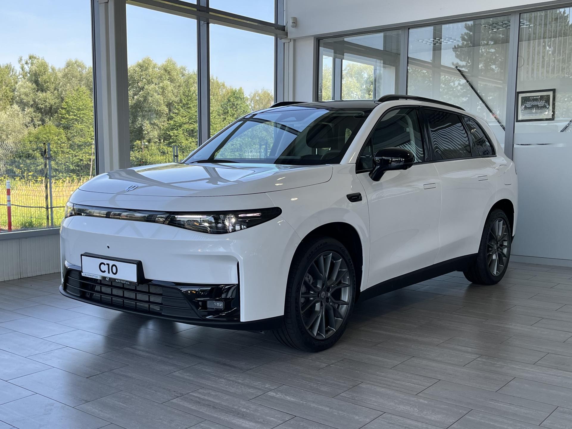 Leapmotor C10 REEV DESIGN Hybrid EV