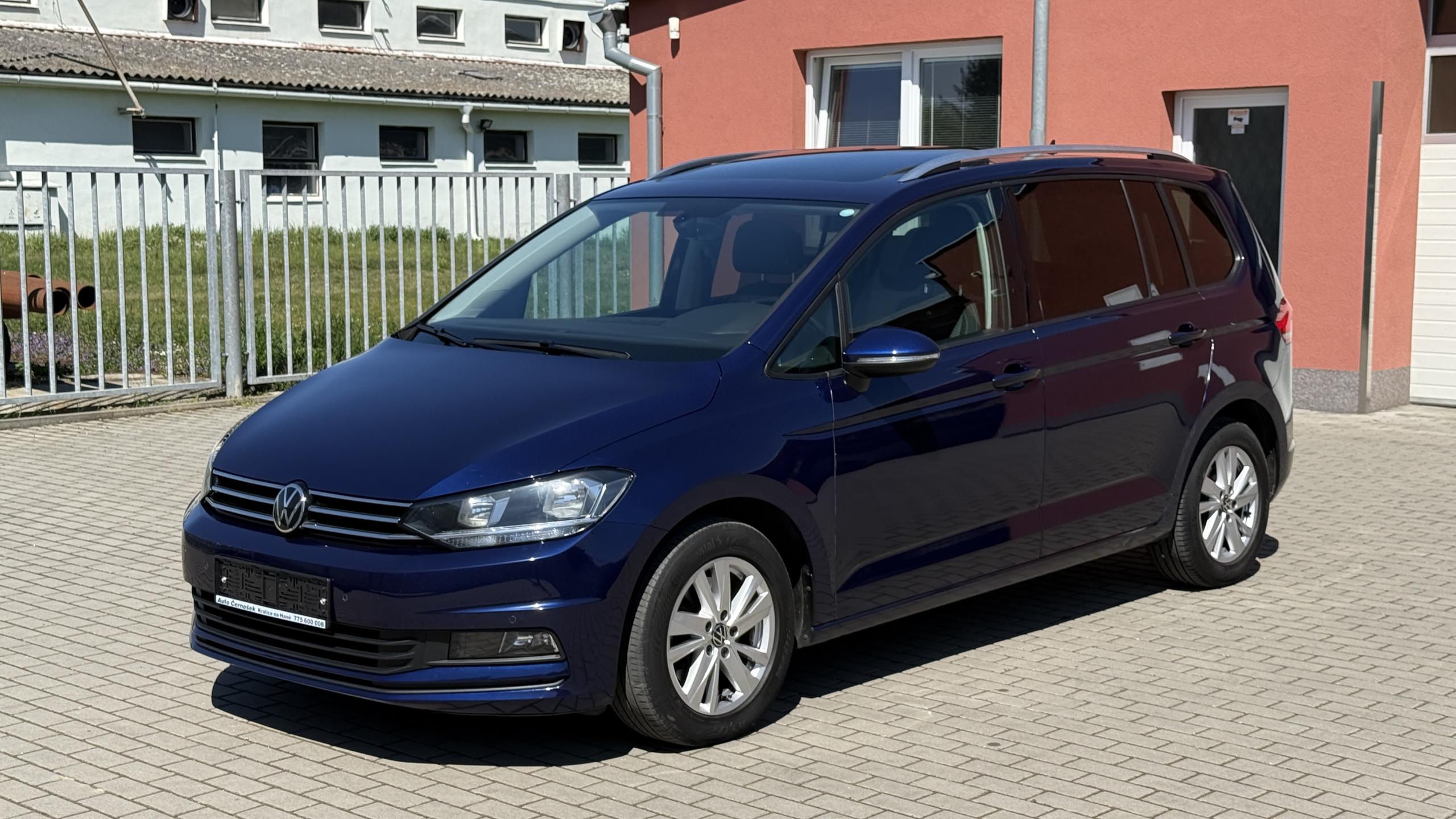 Volkswagen Touran 2.0TDi*110kW*DSG*7MÍST*STYLE*