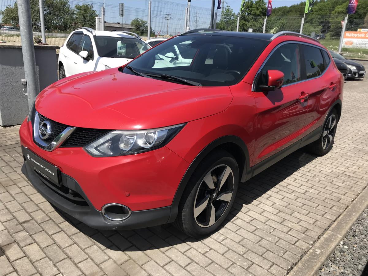 Nissan Qashqai 1,6 96kw PANORAM