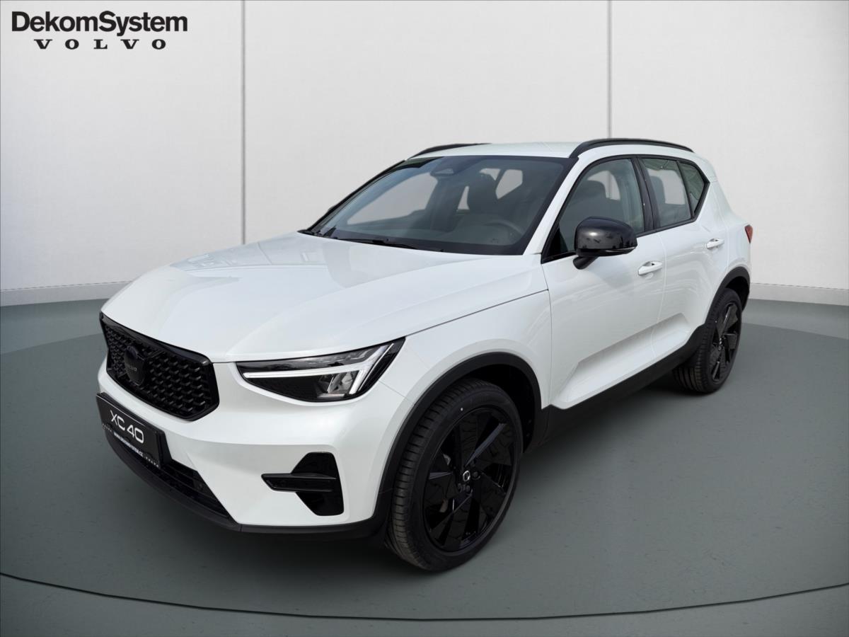 Volvo XC40 2,0 Plus B3 Black Edition 3760
