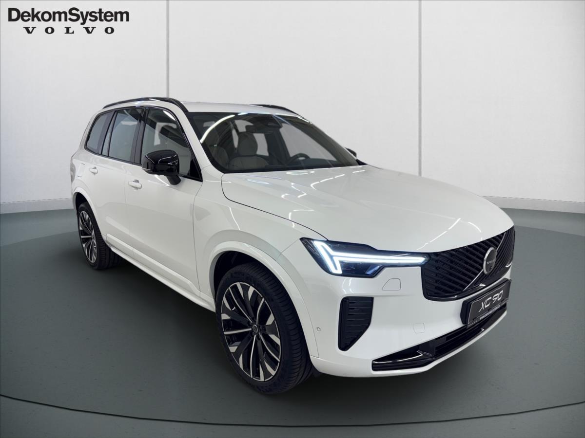Volvo XC90 2,0 Akční cena Plus Dark 3423