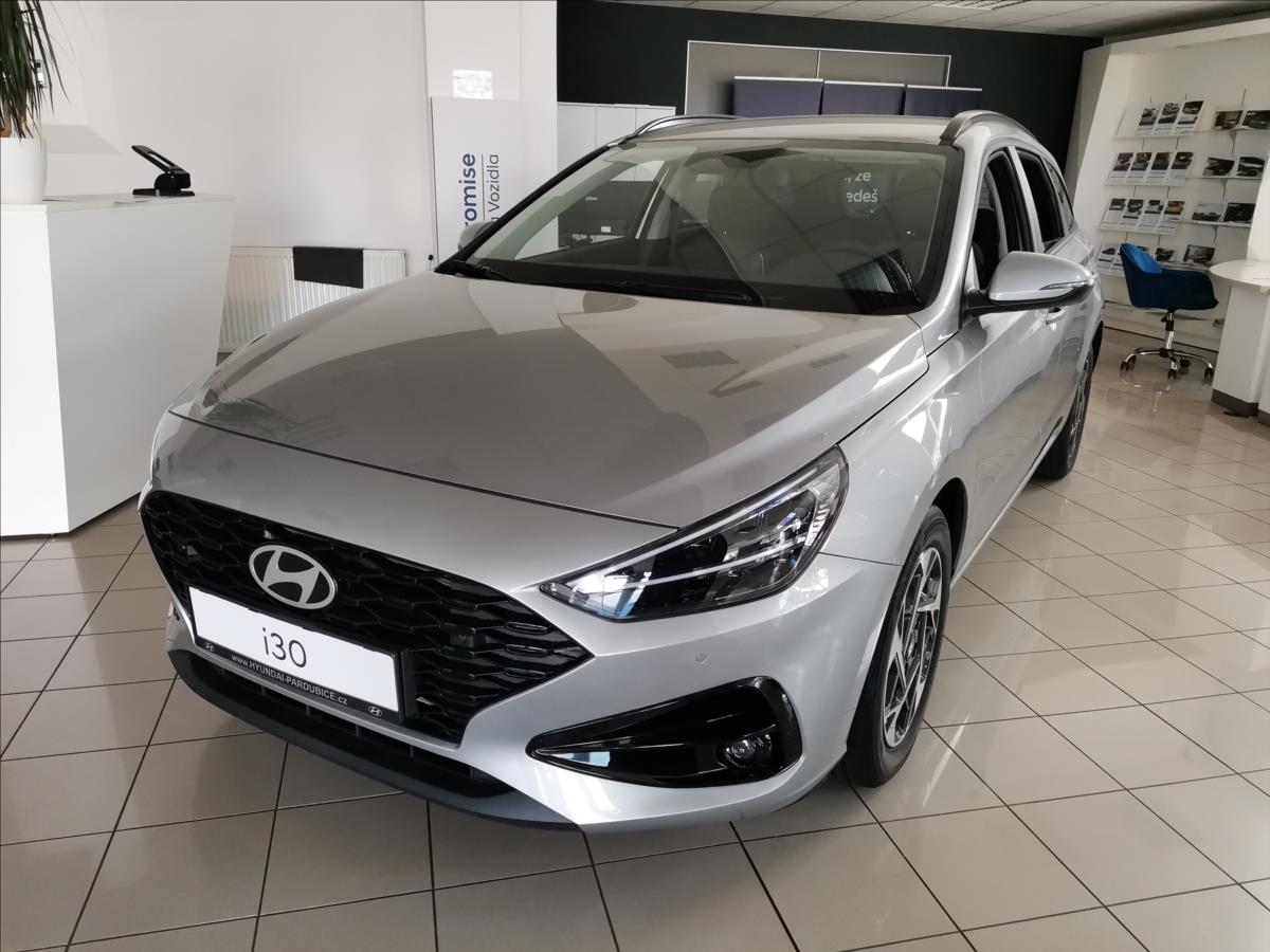 Hyundai i30 1,0 T-GDI Smart kombi