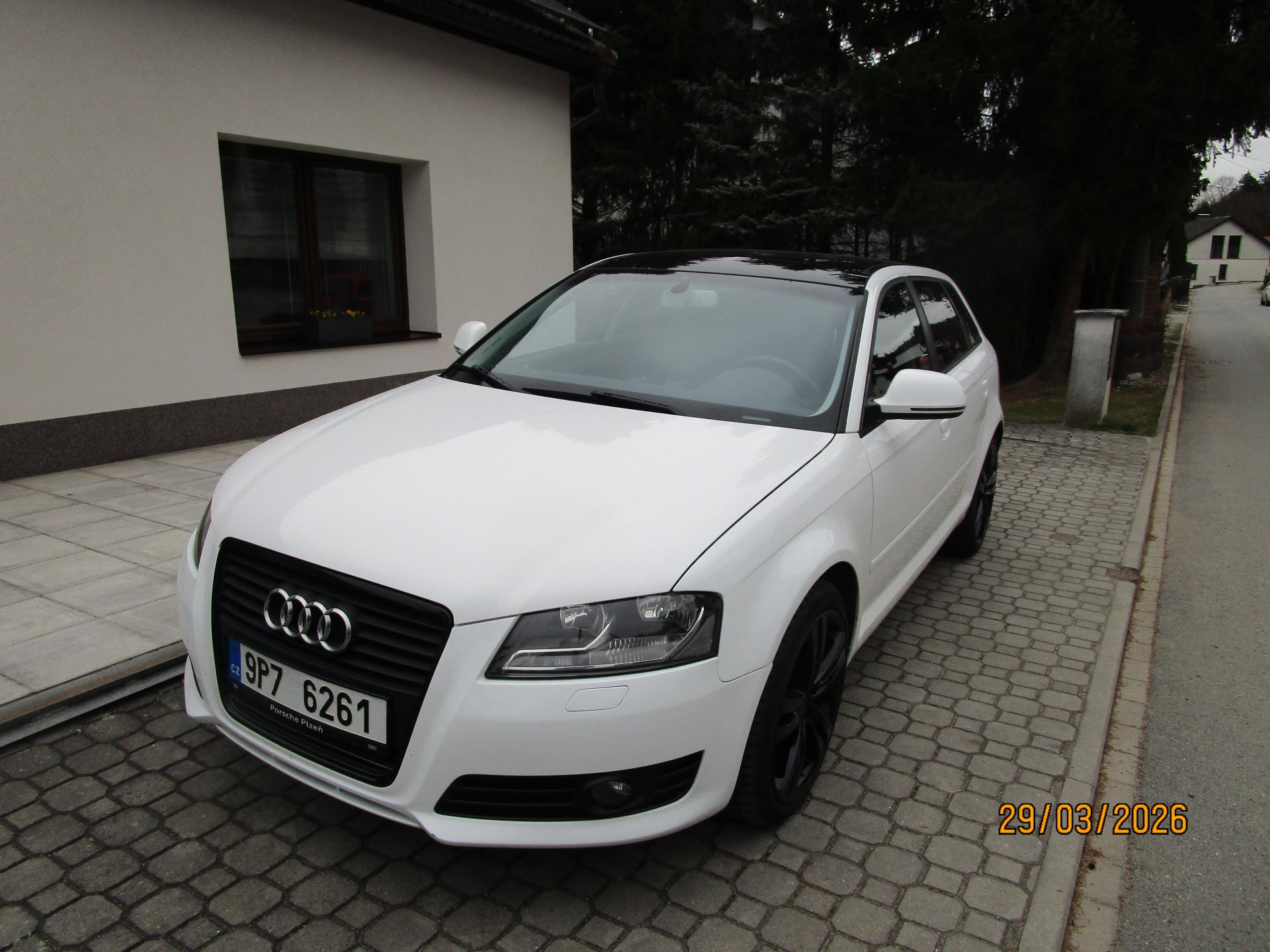 Audi A3 2,0 TDi DSG panorama
