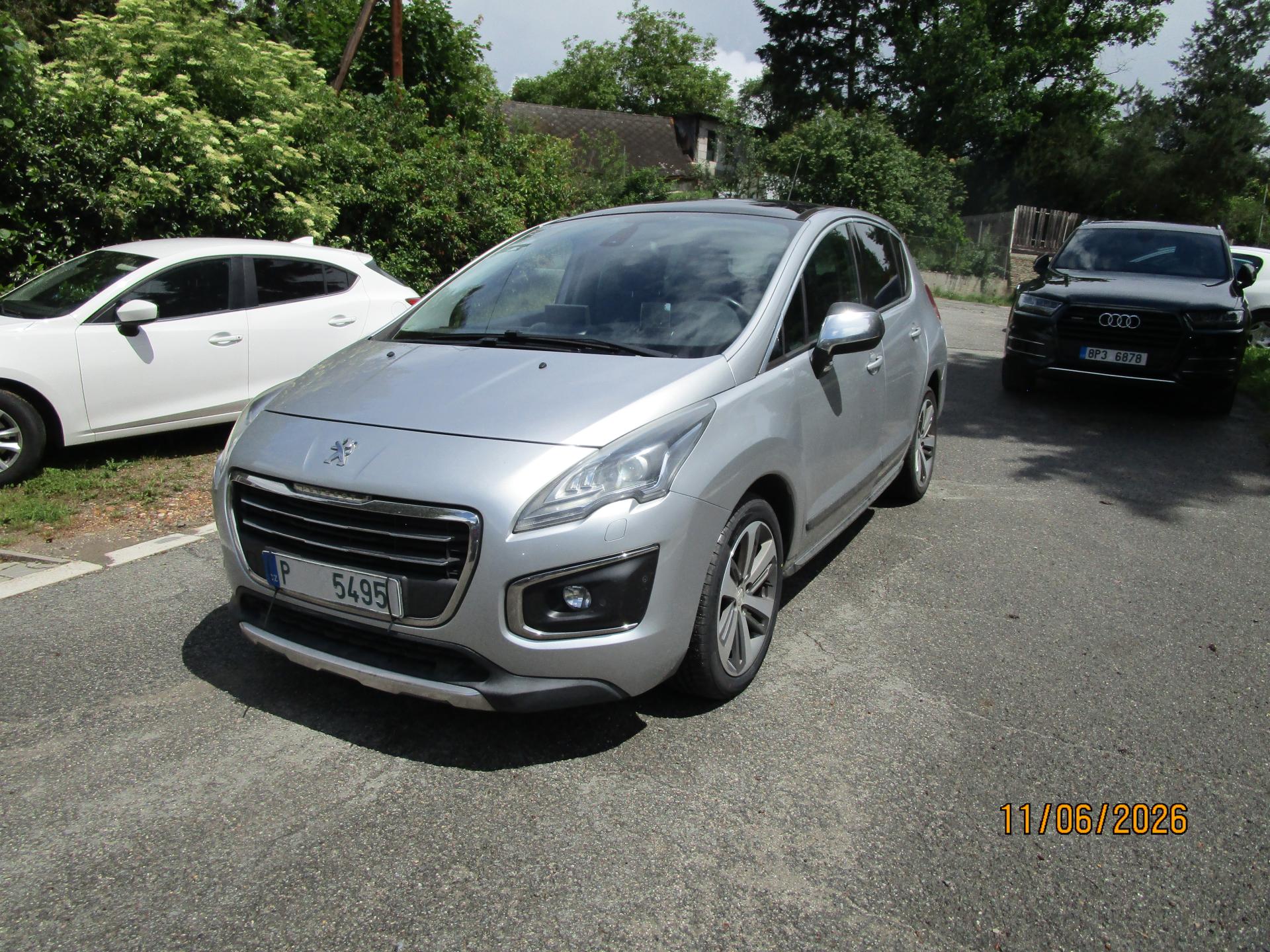 Peugeot 3008 1,6 HDi panorama, navi