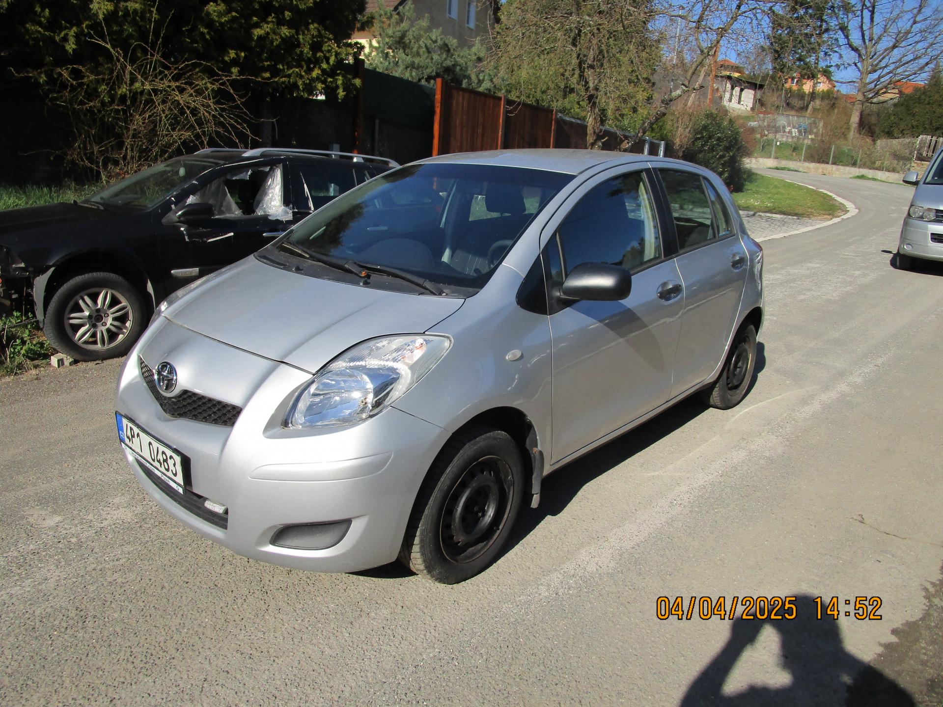 Toyota Yaris 1,0 i