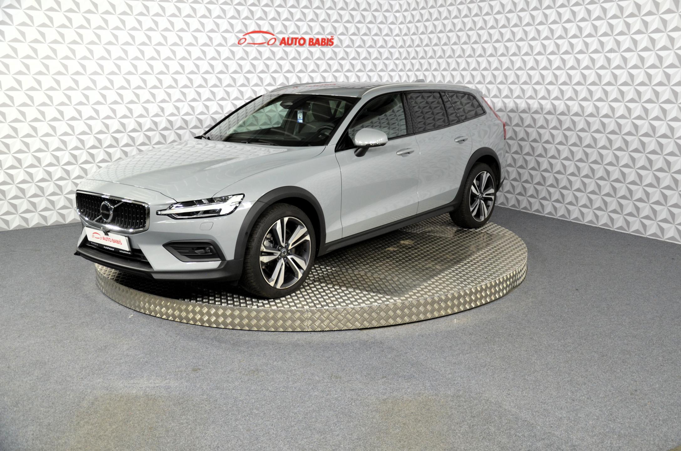 Volvo V60 CC B5 Ultimate AWD AT