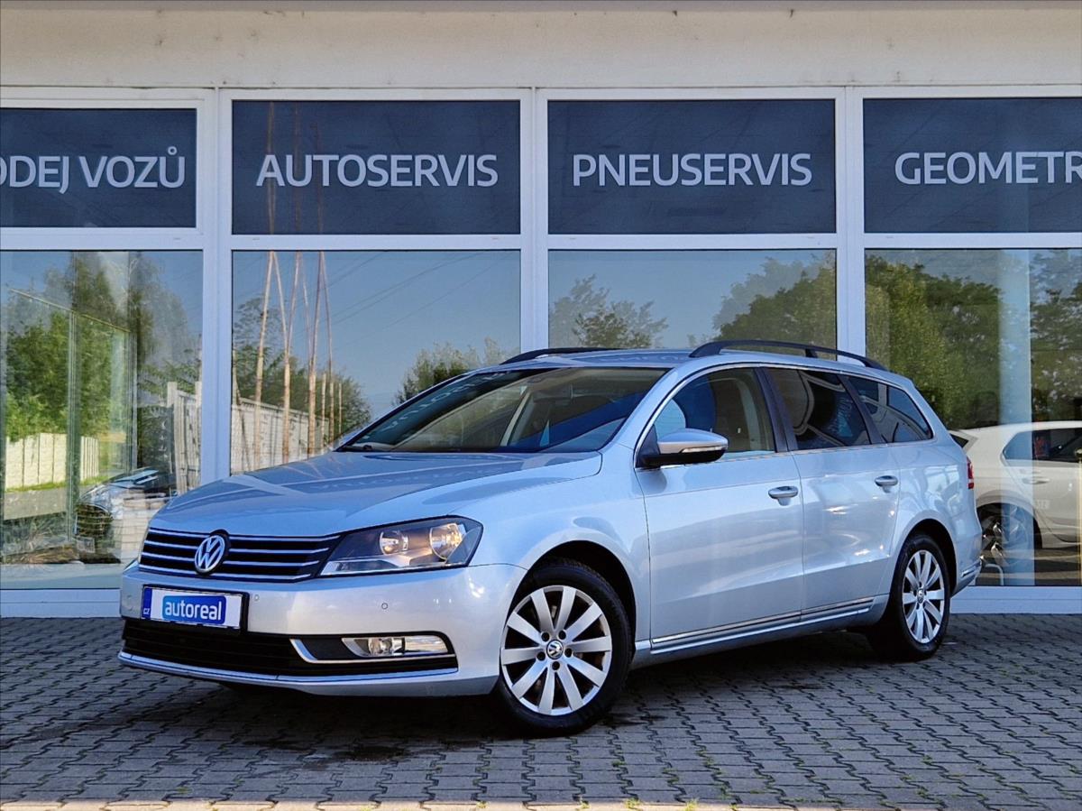 Volkswagen Passat 1,4 TSI DSG NOSIČ TAŽNÉ VÝHŘEV