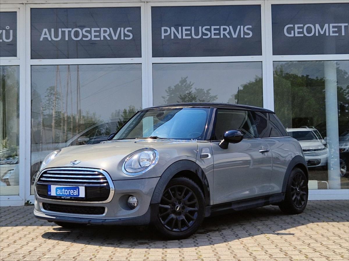 Mini Cooper 1,5 i 100kW LED VÝHŘEV
