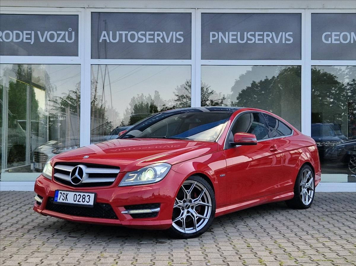 Mercedes-Benz Třídy C 3,5 i V6 225kW 4MATIC KŮŽE ALU