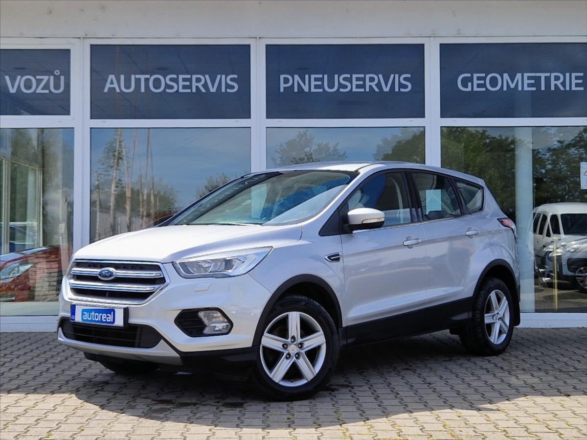 Ford Kuga 1,5 i EB 88kW AC VÝHŘEV TOP